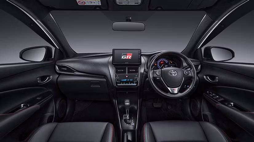 yaris-gr-sport-dashboard